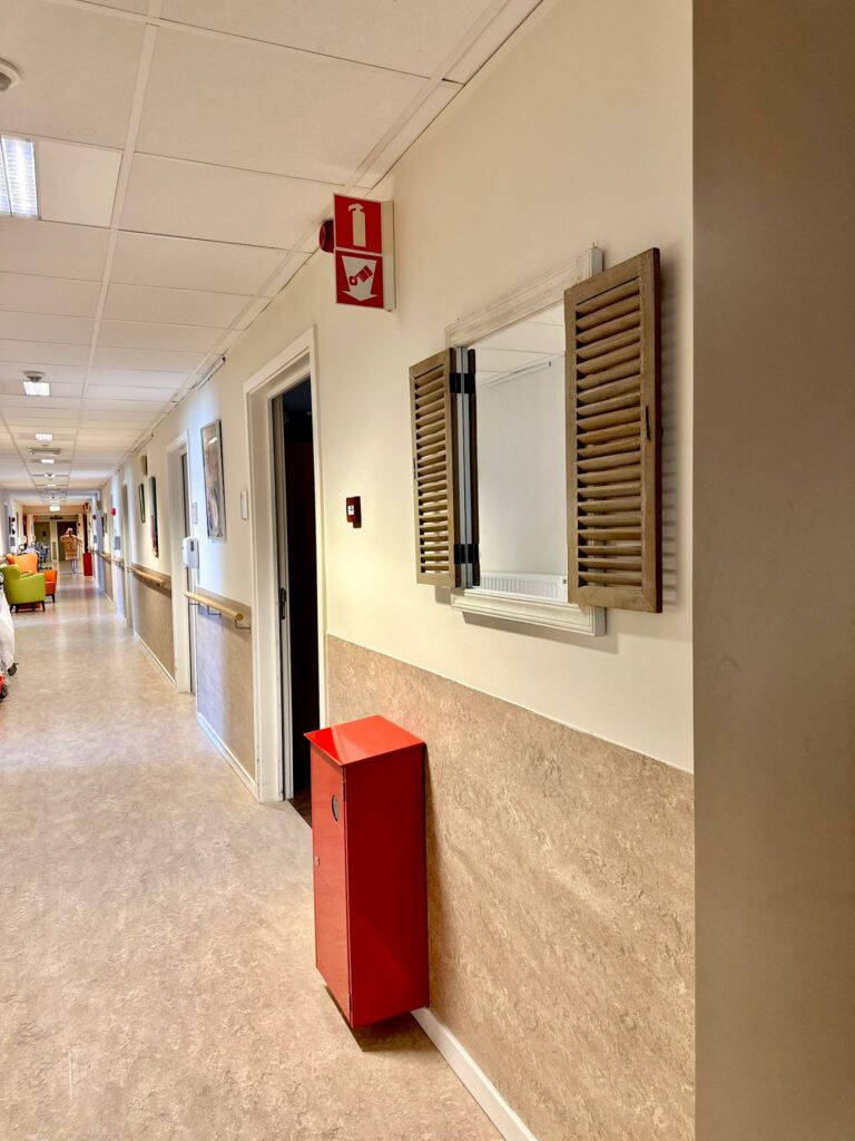 Interieur in Eyckenborgh, Gooik