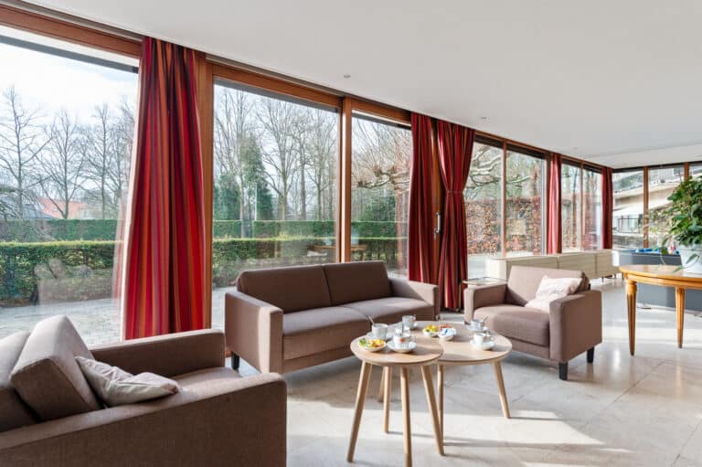 Dagelijks leven in Lindenhof, Kapellen