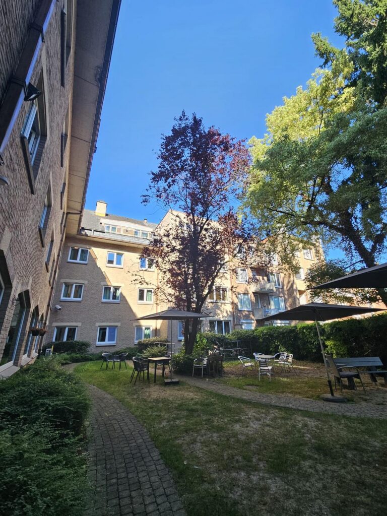 Extérieur in Castel, Jette