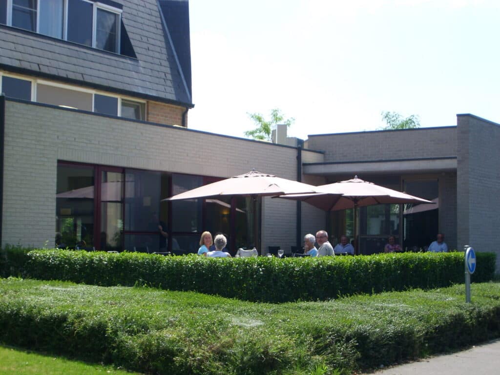 Exterieur in Laarsveld, Geel