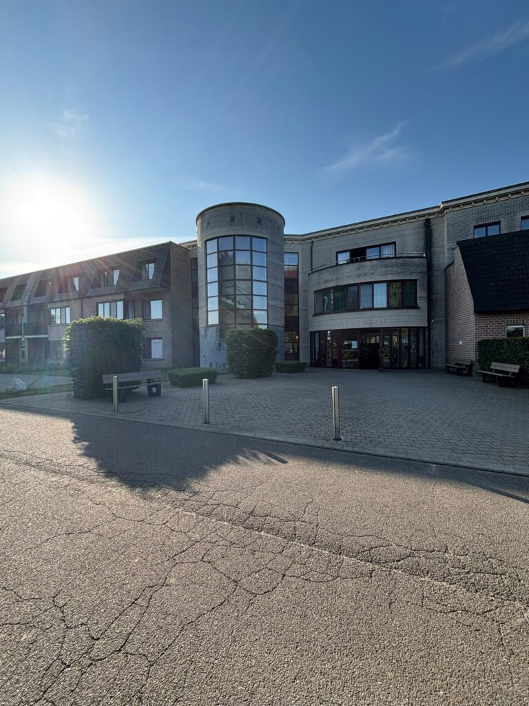 Exterieur in Laarsveld, Geel