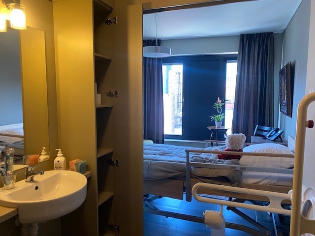 Kamer in De Wand, Laken