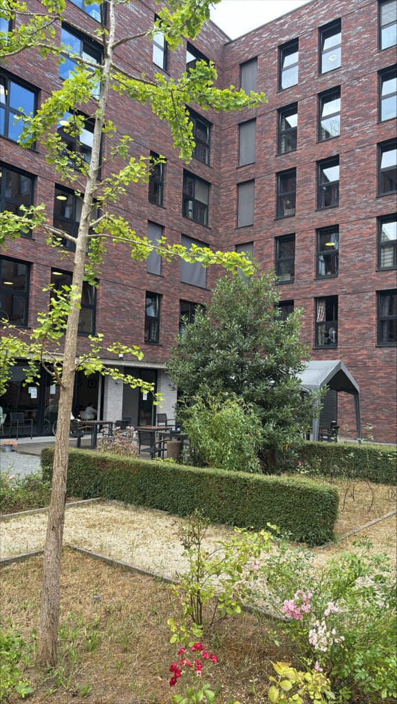 Extérieur in Henri Dunant, Evere